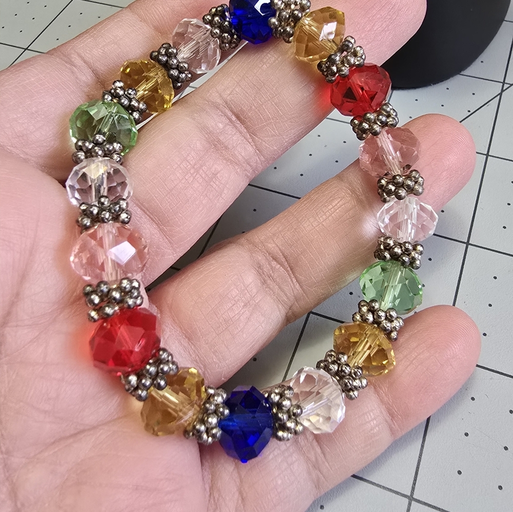 Multicolor Crystal Beaded Bracelet - Picture 4 of 7